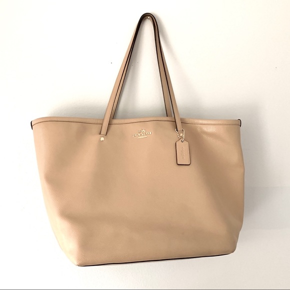 Coach Tan Large Crossgrain Street Tote - Picture 5 of 7